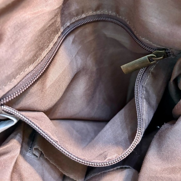 Western Shoulder Bag Hazelnut Brown CBOCS Distribution Drawstring Bronze Hardwre - Picture 6 of 16